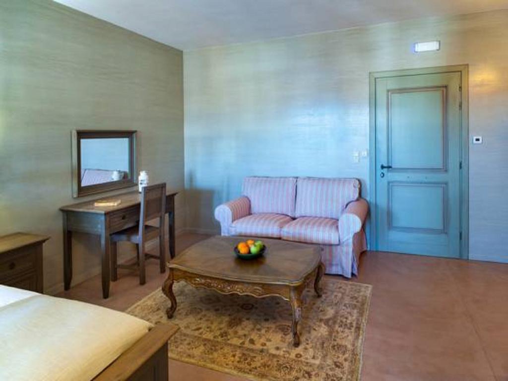 Haones Suites อิโออันนินา ห้อง รูปภาพ