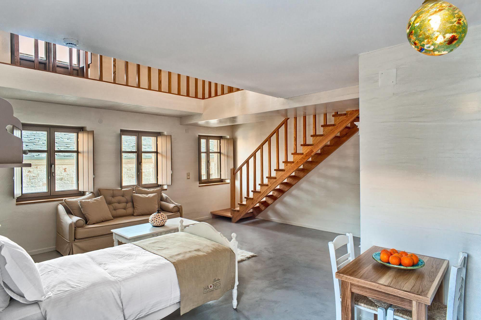 Haones Suites อิโออันนินา ภายนอก รูปภาพ